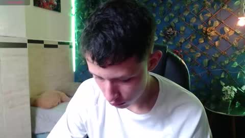 garuo_18 online show from November 2025 03:18:02 AM