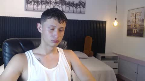 garuo_18 online show from December 2025 07:08:02 PM