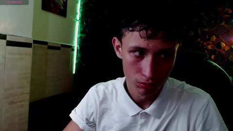 garuo_18 online show from December 2025 02:06:02 AM