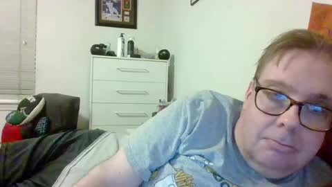 Snapshot of garyg930 chatting on July 2026 01:23:01 AM Gary online show from July 2026 01:23:01 AM