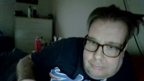 Snapshot of garyg930 chatting on July 2026 12:08:02 AM Gary online show from July 2026 12:08:02 AM