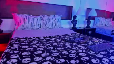  Usagi  online show from March 2026 11:22:02 PM