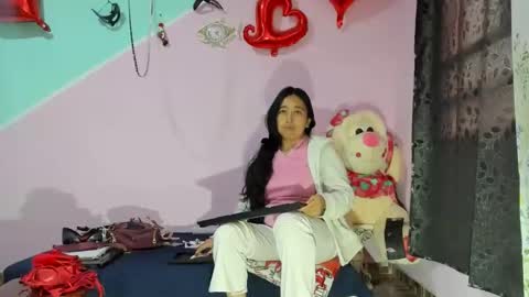 Snapshot of gaticahot001 chatting on January 2025 01:06:02 PM Diana online show from January 2025 01:06:02 PM