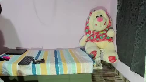 Snapshot of gaticahot001 chatting on January 2025 11:04:02 AM Diana online show from January 2025 11:04:02 AM