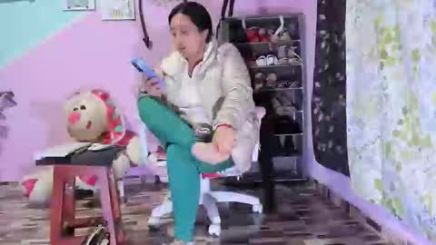 Diana online show from February 2026 12:22:02 AM