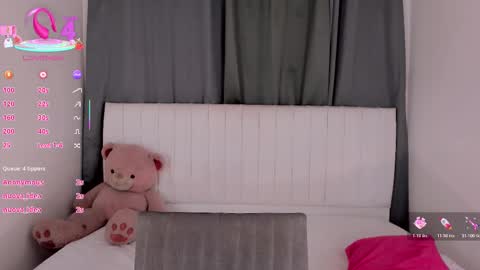 Snapshot of gatitavenecis1 chatting on January 2026 11:51:01 PM Vnecis Marn online show from January 2026 11:51:01 PM