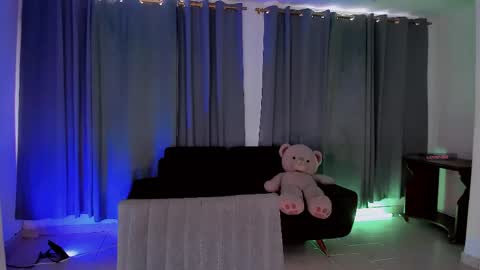 Snapshot of gatitavenecis1 chatting on April 2026 09:38:01 PM Vnecis Marn online show from April 2026 09:38:01 PM