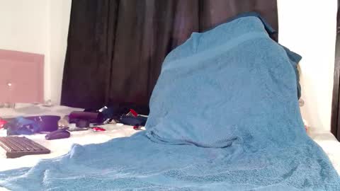 More than 200 cum videos fetishes cum compilation on my PORNHUB account for 150 tokens online show from November 2025 08:31:01 PM