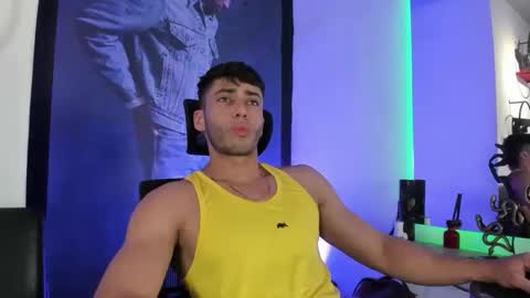 Gato online show from May 2026 07:33:01 PM