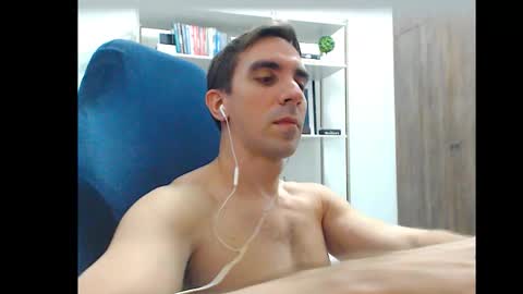 gatosarado23 online show from September 2025 02:33:01 AM