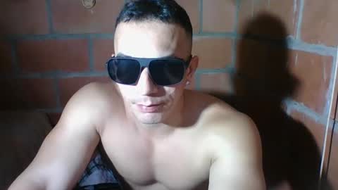 gattitosexy_95 online show from November 2025 02:47:01 AM
