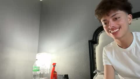 Snapshot of gayboyhtx chatting on February 2026 07:17:02 PM Jose online show from February 2026 07:17:02 PM