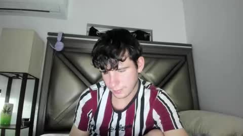 Snapshot of gayndepressed chatting on April 2026 02:47:02 AM Trace online show from April 2026 02:47:02 AM