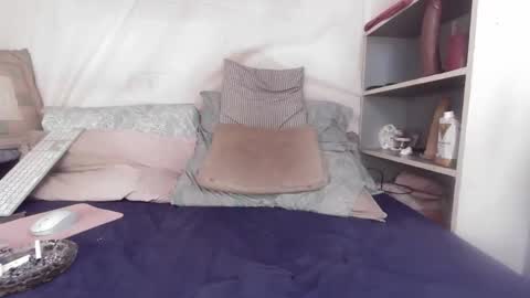 gayrobbin online show from June 2026 07:41:01 PM