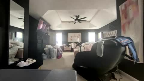 GayTomP402 online show from February 2026 05:44:02 PM