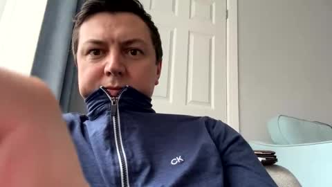 Snapshot of gaz101993 chatting on November 2025 10:26:01 AM GazP online show from November 2025 10:26:01 AM