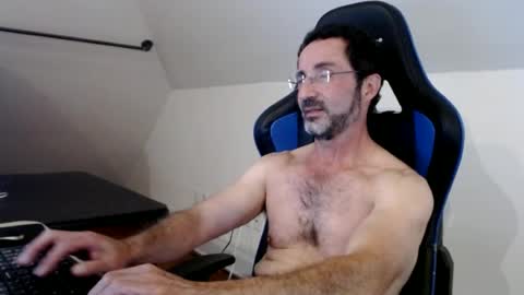 Snapshot of gbrlkndr chatting on July 2026 09:55:01 PM gbrlkndr online show from July 2026 09:55:01 PM