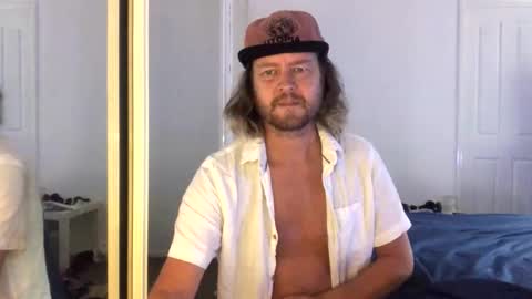 Snapshot of gcsurfer81 chatting on March 2026 07:01:02 AM gcsurfer81 online show from March 2026 07:01:02 AM