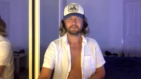 Snapshot of gcsurfer81 chatting on March 2026 08:20:01 AM gcsurfer81 online show from March 2026 08:20:01 AM