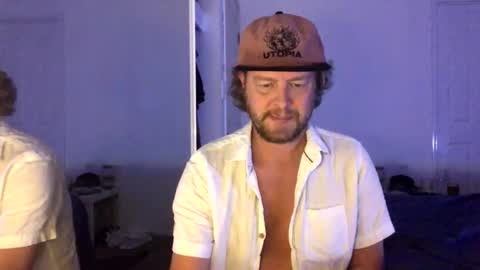 Snapshot of gcsurfer81 chatting on April 2026 08:50:01 AM gcsurfer81 online show from April 2026 08:50:01 AM