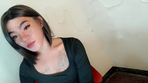 Snapshot of gelluxxx chatting on June 2026 01:47:01 PM gelo online show from June 2026 01:47:01 PM