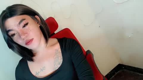 Snapshot of gelluxxx chatting on June 2026 10:08:01 AM gelo online show from June 2026 10:08:01 AM