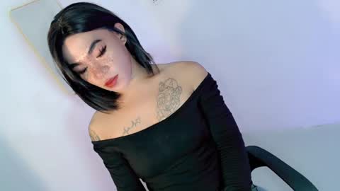 Snapshot of gelluxxx chatting on July 2026 10:14:01 AM gelo online show from July 2026 10:14:01 AM
