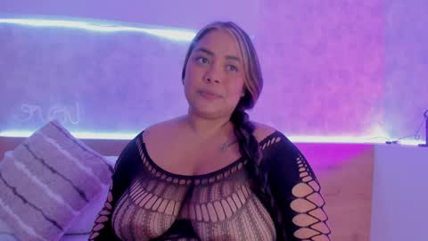 geminis muentes online show from December 2024 02:49:02 AM