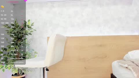 geminis muentes online show from March 2025 06:28:02 AM