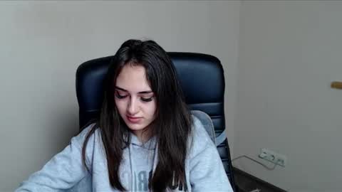 Gemma online show from November 2025 07:51:02 AM