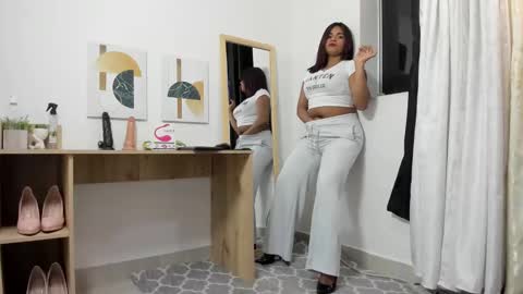 Snapshot of genesis_torres chatting on March 2025 05:07:01 AM Genesis online show from March 2025 05:07:01 AM