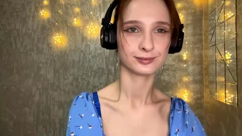 Riana online show from April 2026 01:07:01 PM