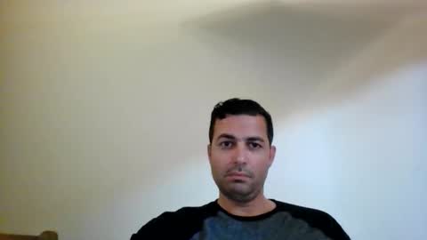 Snapshot of genteldevil chatting on April 2026 10:56:02 PM genteldevil online show from April 2026 10:56:02 PM