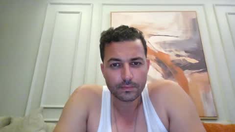Snapshot of genteldevil chatting on June 2026 10:19:02 PM genteldevil online show from June 2026 10:19:02 PM