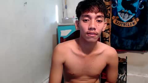 Snapshot of gentlemanlustx chatting on March 2026 11:08:02 PM Rayl online show from March 2026 11:08:02 PM
