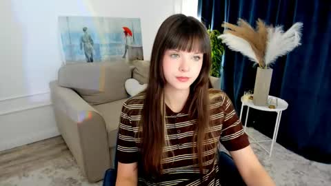 Snapshot of gentltease chatting on April 2026 04:38:02 AM Alice online show from April 2026 04:38:02 AM