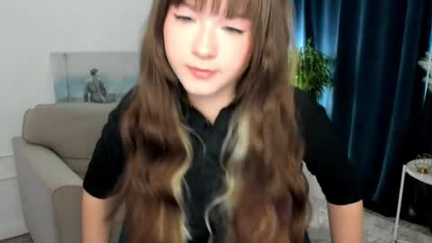 Snapshot of gentltease chatting on May 2026 03:55:01 AM Alice online show from May 2026 03:55:01 AM
