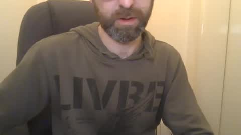 Snapshot of geon2xx chatting on January 2025 07:37:02 AM Geon online show from January 2025 07:37:02 AM