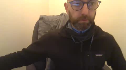 Snapshot of geon2xx chatting on January 2025 05:52:02 PM Geon online show from January 2025 05:52:02 PM