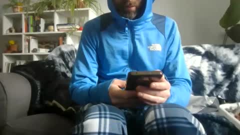 Snapshot of geon2xx chatting on September 2025 11:13:02 AM Geon online show from September 2025 11:13:02 AM