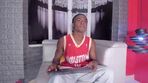 Snapshot of george_lancee chatting on October 2025 03:04:02 AM G E O R G E online show from October 2025 03:04:02 AM