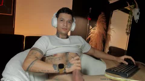 Snapshot of george_prince2 chatting on September 2025 08:08:01 AM independent model online show from September 2025 08:08:01 AM