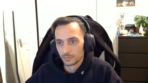 Snapshot of georgek0011 chatting on October 2025 09:02:01 PM georgek0011 online show from October 2025 09:02:01 PM