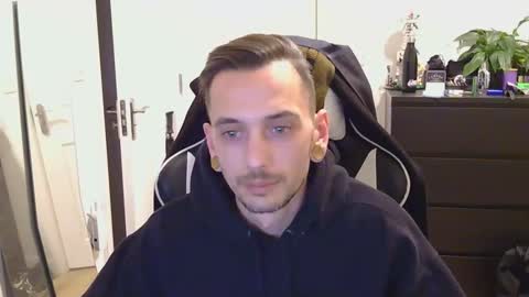 Snapshot of georgek0011 chatting on November 2025 11:49:02 PM georgek0011 online show from November 2025 11:49:02 PM