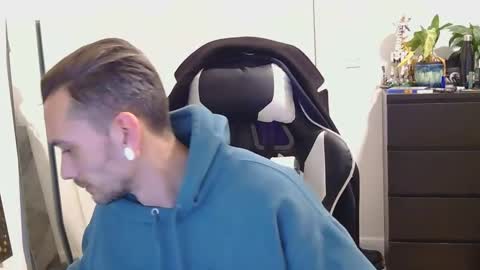 Snapshot of georgek0011 chatting on November 2025 01:05:01 AM georgek0011 online show from November 2025 01:05:01 AM