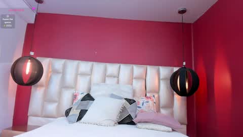 Snapshot of georginaa_ chatting on April 2026 11:37:01 AM Georgina online show from April 2026 11:37:01 AM