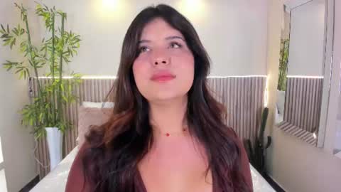 Snapshot of georginareyes chatting on June 2026 10:42:01 PM GeorginaReyes online show from June 2026 10:42:01 PM