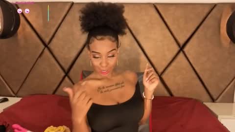 Georgina  online show from November 2025 10:20:02 PM