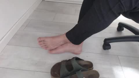 Snapshot of germansolebro chatting on November 2025 07:29:01 AM GermanSoleBro online show from November 2025 07:29:01 AM