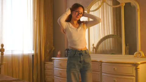 Snapshot of gertrudisshinn chatting on April 2026 10:49:02 AM Kristy online show from April 2026 10:49:02 AM